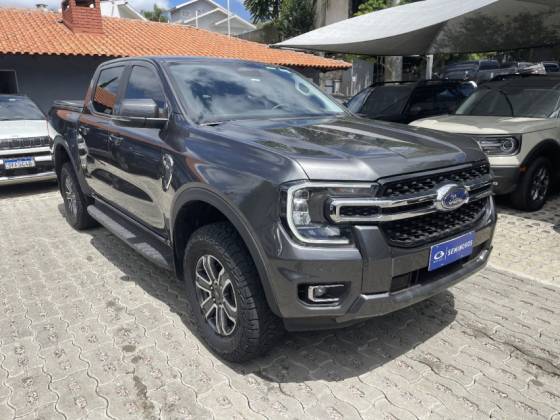 FORD RANGER 3.0 V6 TURBO DIESEL CD XLT 4X4 AUTOMÁTICO FORD RANGER 3.0 V6 TURBO DIESEL CD XLT 4X4 AUTOMÁTICO